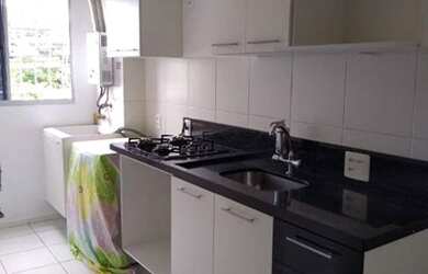 Imagem: O apartamento possui 2 Dormitórios, 1 Banheiro, 1 Vaga na garagem