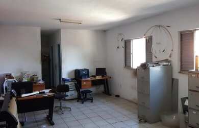 Imagem 5: Galpão para Venda em São Paulo, Jardim Roseli, 2 banheiros, 3 vagas