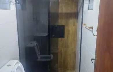 Imagem: A casa possui 1 Dormitório, 1 Banheiro, 1 Vaga na garagem