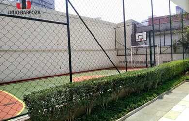 Imagem 4: Apartamento com 2 dormitórios, banheiro social, banheiro serviço, sacada,...