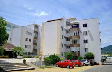 Imagem: O apartamento possui 1 Dormitório, 1 Banheiro, 1 Vaga na garagem