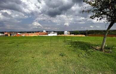 Imagem: O terreno possui 445m² de Área e está localizado em Vila