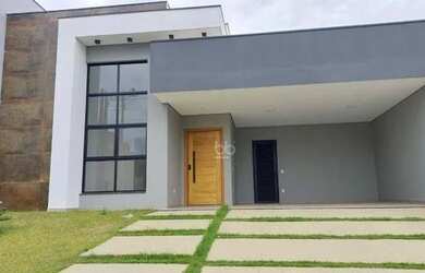 Imagem: A casa em condomínio possui 3 Dormitórios, 4 Banheiros, 4