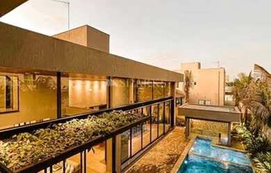 Imagem: A casa em condomínio possui 4 Dormitórios, 5 Banheiros, 4