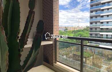 Imagem: O apartamento possui 3 Dormitórios, 2 Banheiros, 2 Vagas na