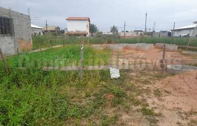 Imagem: O terreno possui 360m² de Área e está localizado em Jaconé