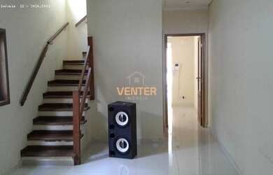 Imagem: A casa possui 4 Dormitórios, 3 Banheiros, 2 Vagas na garagem