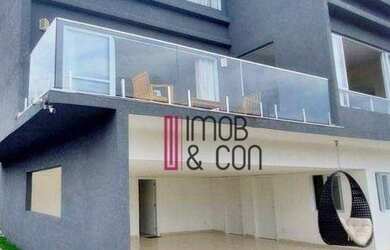 Imagem: A casa em condomínio possui 3 Dormitórios, 3 Banheiros, 5