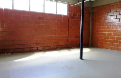 Imagem 4: Galpão para aluguel e venda tem 1000 metros quadrados - Itaipava - Petrópolis/RJ