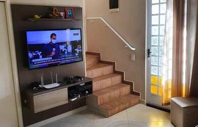 Imagem: A casa em condomínio possui 2 Dormitórios, 2 Banheiros, 1