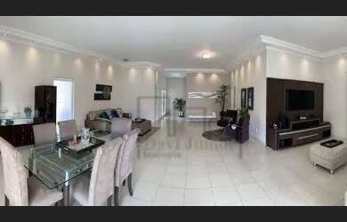 Imagem: A casa em condomínio possui 4 Dormitórios, 5 Banheiros, 5