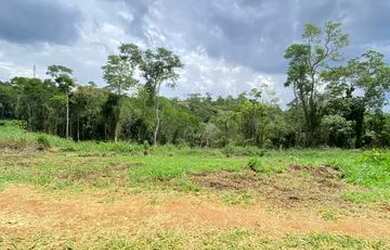 Imagem: O terreno possui 1.000m² de Área e está localizado em Centro