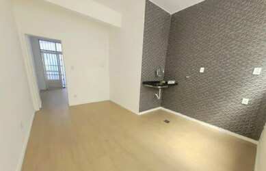 Imagem: O apartamento possui 1 Dormitório, 1 Banheiro, 1 Vaga na garagem