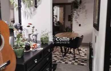 Imagem: O apartamento possui 3 Dormitórios, 1 Banheiro, 1 Vaga na garagem