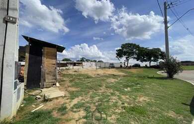 Imagem: O terreno possui 409m² de Área, Imóvel novo e está localizado