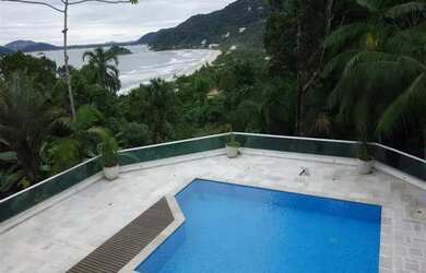 Imagem 2: Casa cinematográfica em condomínio fechado no Guarujá