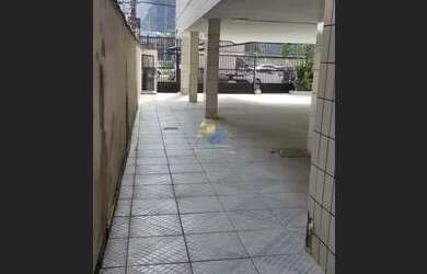 Imagem: O apartamento possui 1 Dormitório, 1 Banheiro, 1 Vaga na garagem