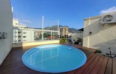 Imagem: O apartamento na cobertura possui 3 Dormitórios, 4 Banheiros