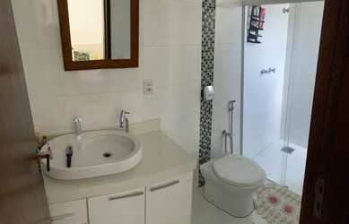 Imagem 3: Casa de condomínio para venda tem 350 metros quadrados com 4 quartos