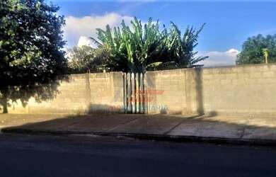 Imagem: O terreno possui 560m² de Área e está localizado em Bragança