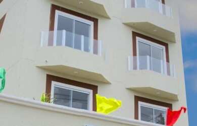 Imagem: O apartamento possui 2 Dormitórios, 1 Banheiro, 2 Vagas na