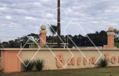 Imagem: O terreno possui 112m² de Área e está localizado em Parque