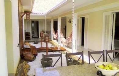 Imagem: A casa em condomínio possui 3 Dormitórios, 4 Banheiros, 4