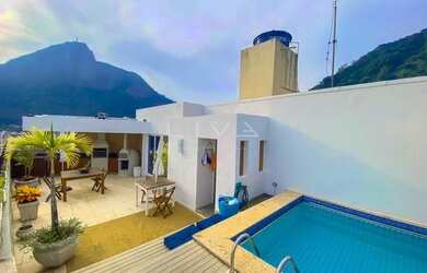 Imagem: O apartamento na cobertura possui 4 Dormitórios, 4 Banheiros