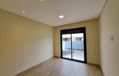 Imagem 14: Linda Casa - Floradas do Paratehy Urbanova - 4 Quartos 2 suítes sendo...