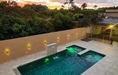 Imagem: A casa em condomínio possui 5 Dormitórios, 5 Banheiros, 5