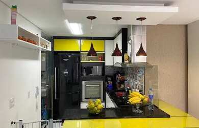 Imagem: O apartamento possui 3 Dormitórios, 2 Banheiros, 67m² de Área