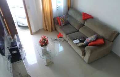 Imagem: A casa possui 2 Dormitórios, 2 Banheiros, 1 Vaga na garagem