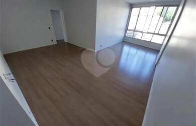 Imagem: O apartamento possui 3 Dormitórios, 3 Banheiros, 1 Vaga na