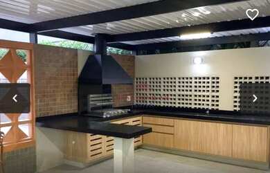 Imagem: O apartamento possui 2 Dormitórios, 2 Banheiros, 2 Vagas na