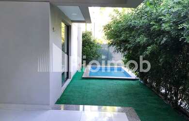 Imagem: O apartamento possui 3 Dormitórios, 4 Banheiros, 1 Vaga na