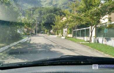 Imagem: O terreno possui 430m² de Área e está localizado em Campo