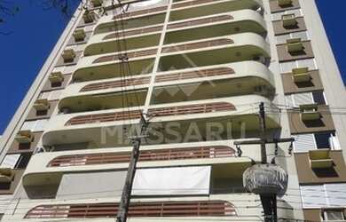 Imagem: O apartamento possui 5 Dormitórios, 2 Banheiros, 1 Vaga na