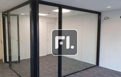 Imagem: O depósito possui 1 Vaga na garagem, 44m² de Área e está