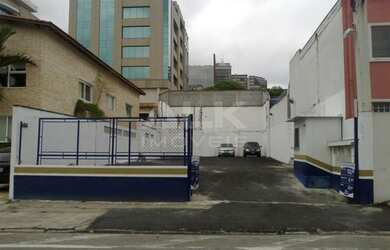 Imagem: O terreno possui 330m² de Área e está localizado em Bairro