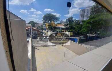 Imagem: O depósito possui 5 Vagas na garagem, 740m² de Área e está