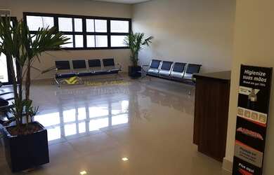 Imagem: O depósito possui 1 Vaga na garagem, 50m² de Área e está