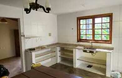 Imagem 9: Casinha Ipê Amarelo. Churrasqueira, 120m² de Área, 3 Vagas na garageme3...