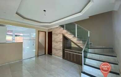 Imagem: A casa possui 3 Dormitórios, 1 Banheiro, 1 Vaga na garagem