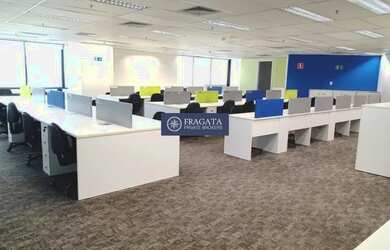 Imagem: O depósito possui 5 Vagas na garagem, 388m² de Área, Imóvel