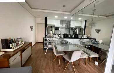 Imagem: O apartamento possui 2 Dormitórios, 2 Banheiros, 2 Vagas na