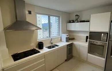 Imagem 13: Locação Anual. Piscina, Área de serviço, 144m² de Áreae4 Vagas na...