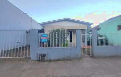 Imagem: A casa possui 2 Dormitórios, 1 Banheiro, 96m² de Área, Imóvel