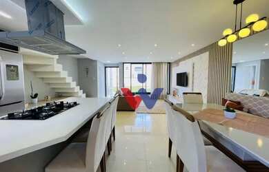 Imagem: A casa em condomínio possui 3 Dormitórios, 2 Banheiros, 4