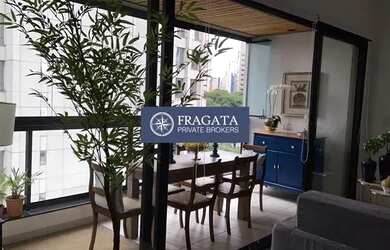 Imagem: O apartamento possui 1 Dormitório, 2 Banheiros, 1 Vaga na garagem