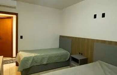 Imagem: O apartamento possui 3 Dormitórios, 2 Banheiros e 1 Vaga na